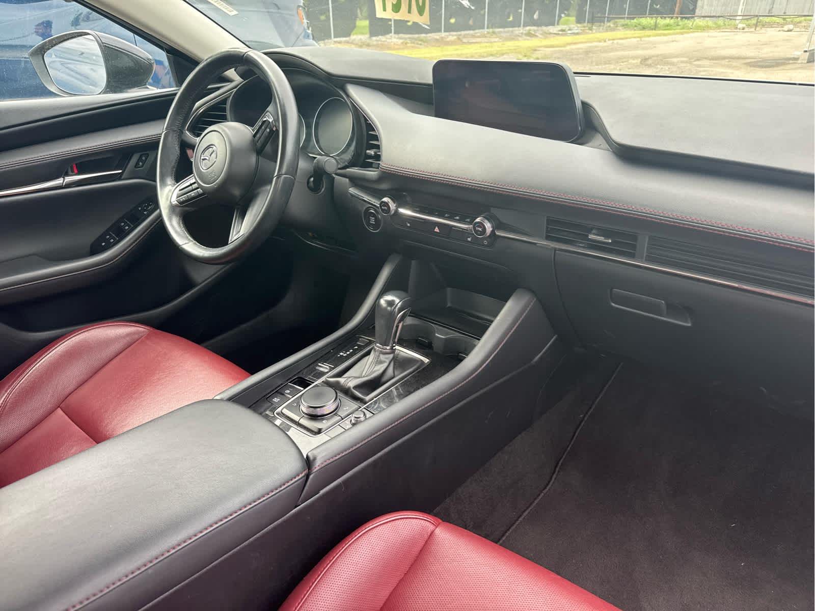 2024 Mazda Mazda3 2.5 s Carbon photo 10