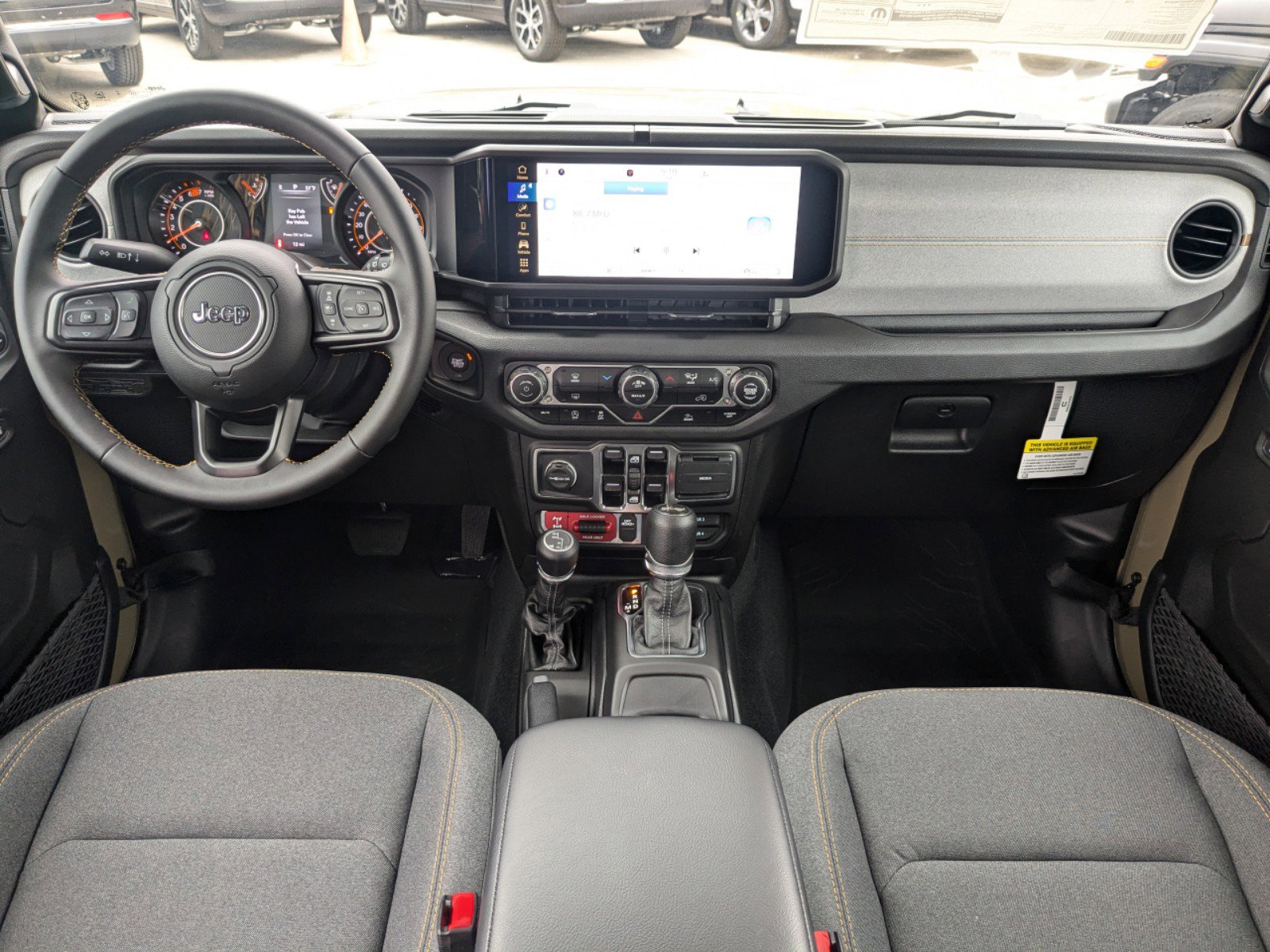 2025 Jeep Wrangler Willys photo 14