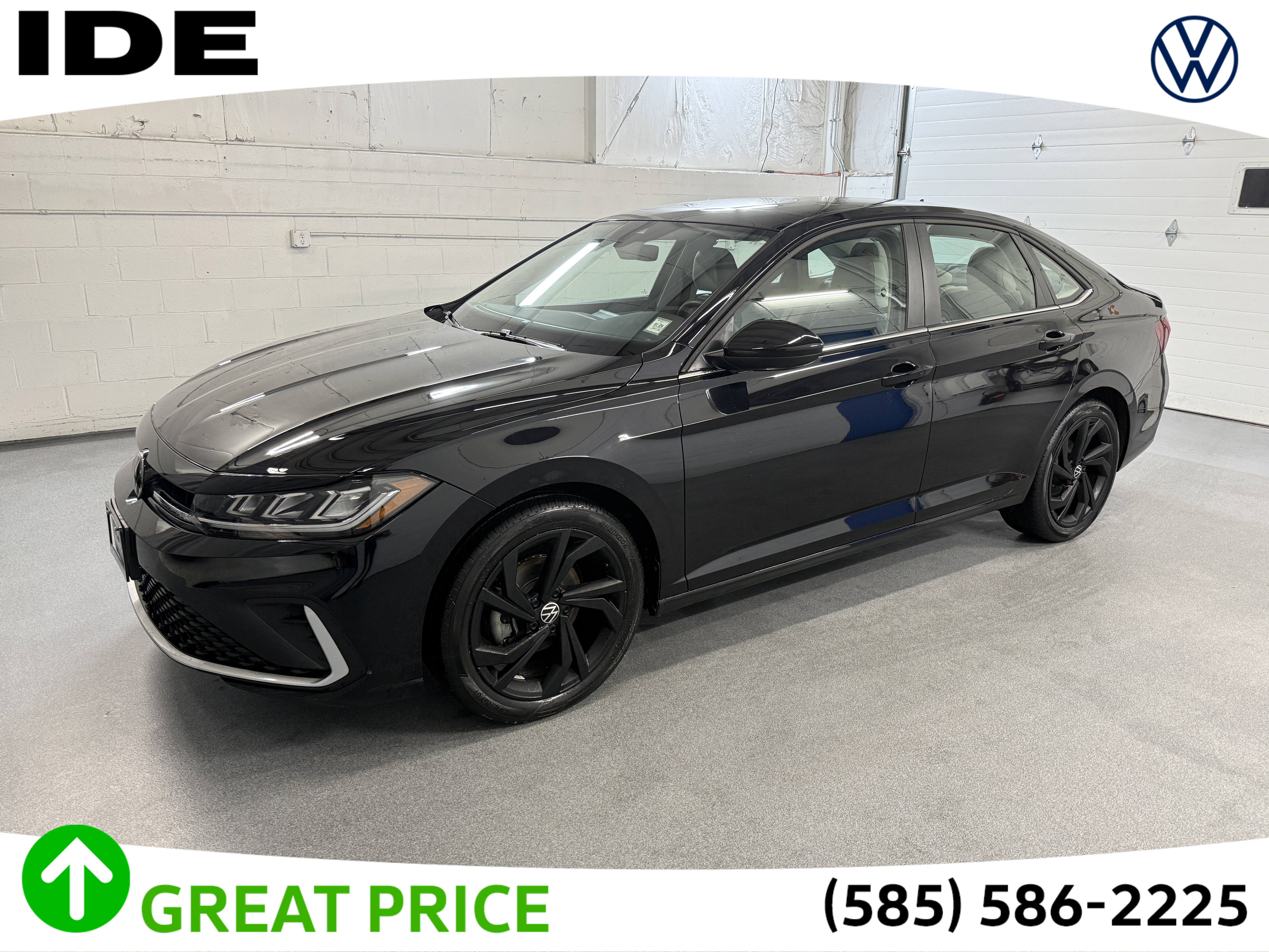 2025 Volkswagen Jetta SE's photo