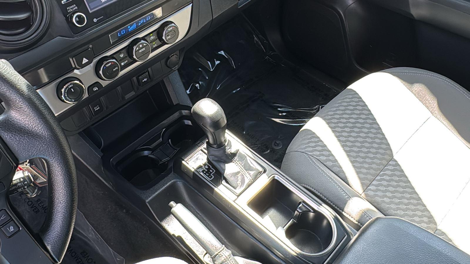 2023 Toyota Tacoma SR photo 14
