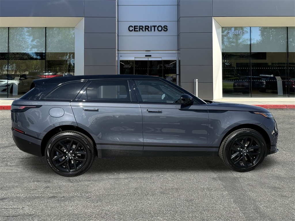 2026 Land Rover Range Rover Velar SE photo 4