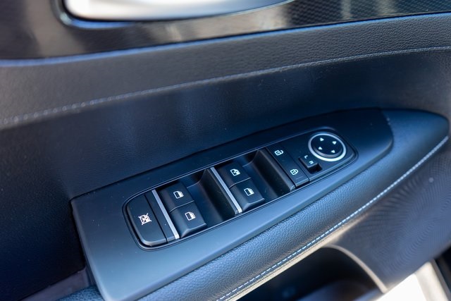 2023 Kia Forte GT-Line photo 9