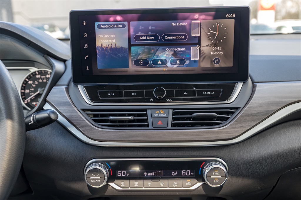2025 Nissan Altima SV Special Edition photo 13