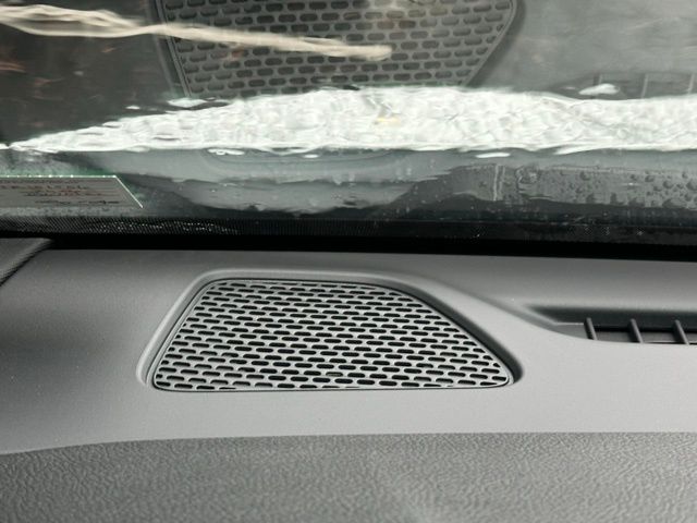 2026 Chrysler Pacifica photo 19