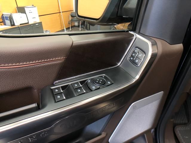 2025 Ford F-150 King Ranch photo 13