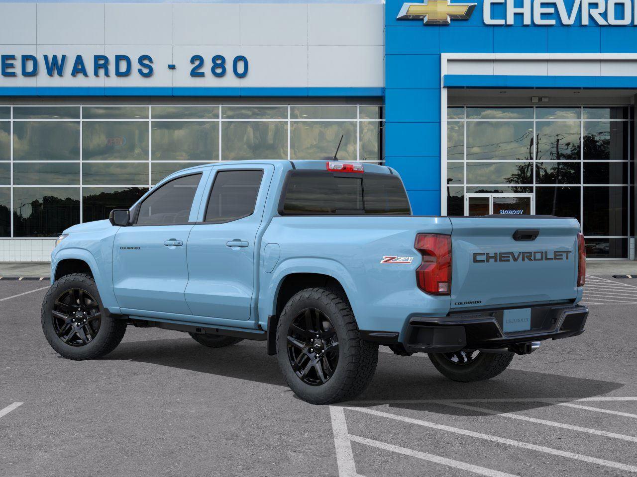 2025 Chevrolet Colorado Z71 photo 3