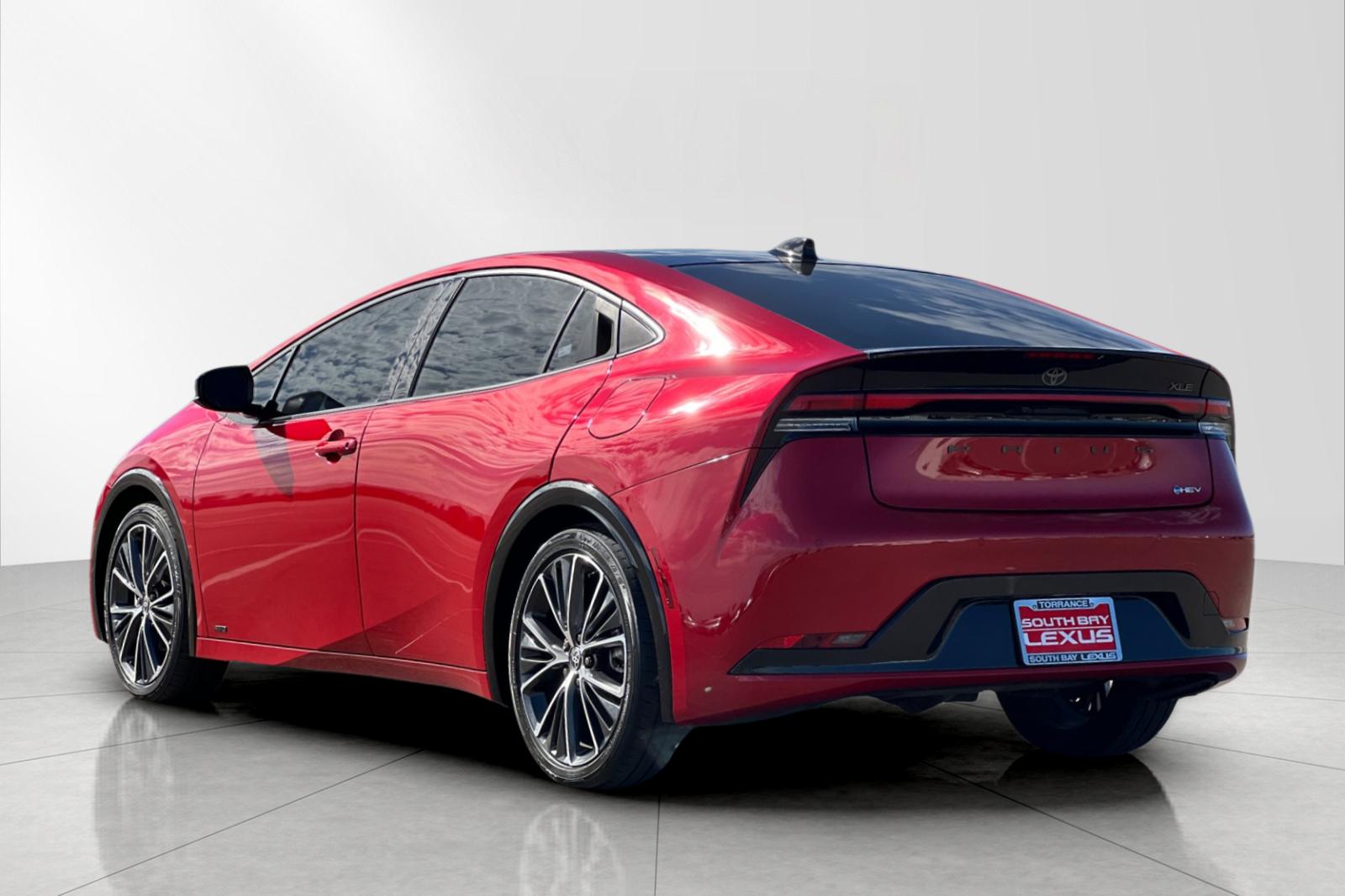 2024 Toyota Prius Limited photo 3