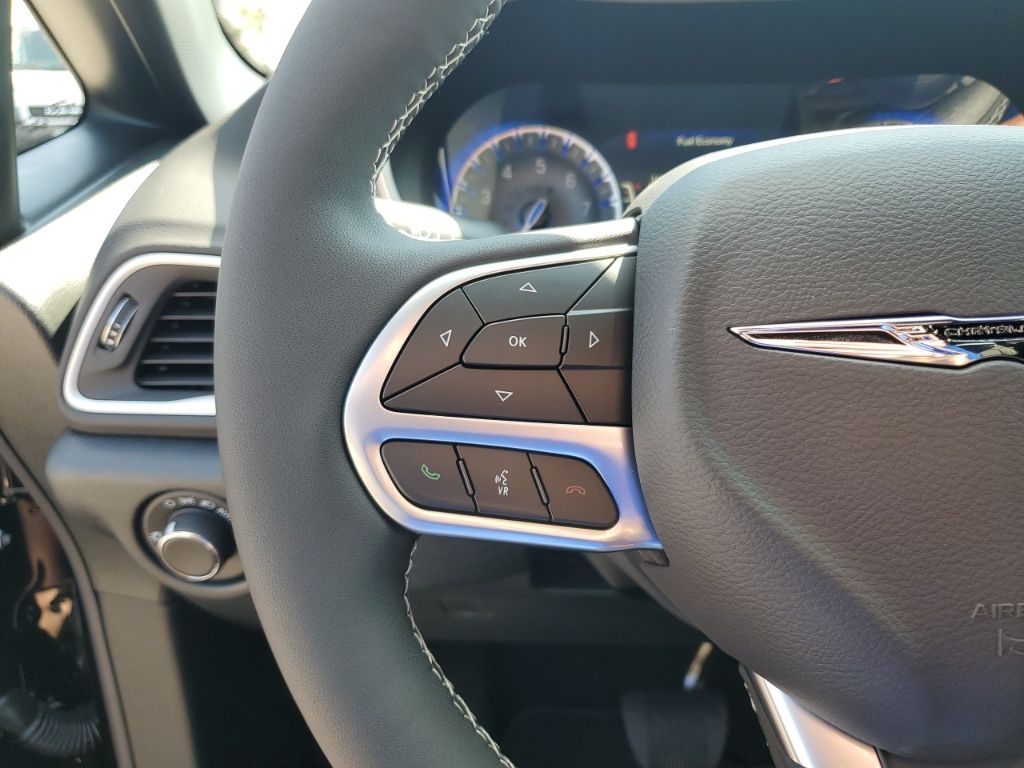 2026 Chrysler Voyager LX photo 30