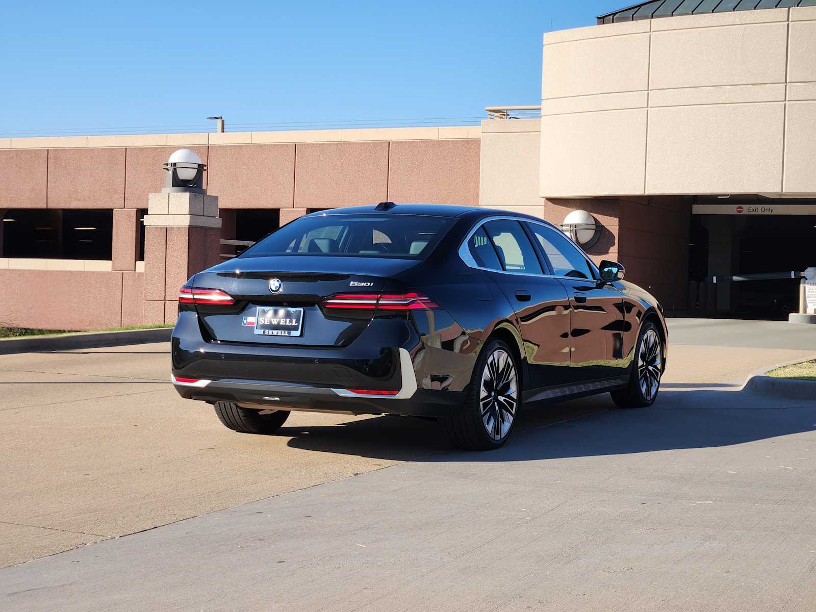 2025 Bmw 530i photo 4