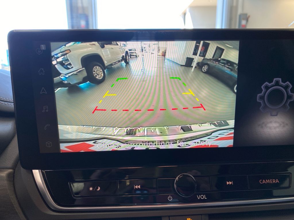 2023 Nissan Altima 2.5 SV photo 23