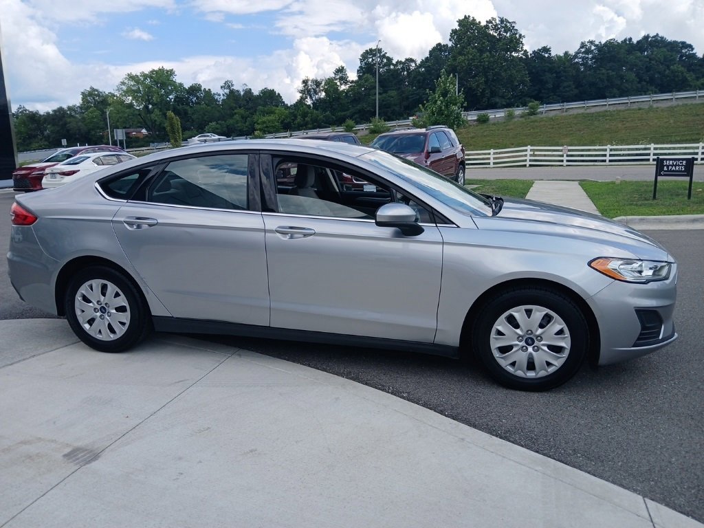 Used 2020 Ford Fusion S with VIN 3FA6P0G73LR100032 for sale in Covington, KY