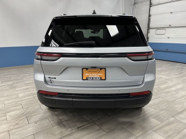 2024 Jeep Grand Cherokee Altitude X photo 10