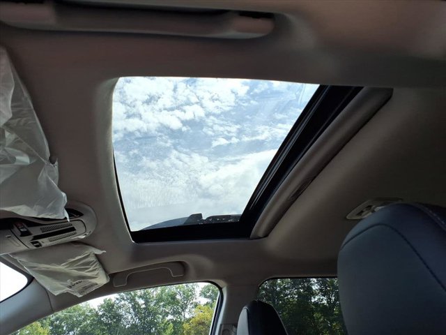 2025 Subaru Outback Touring XT photo 4