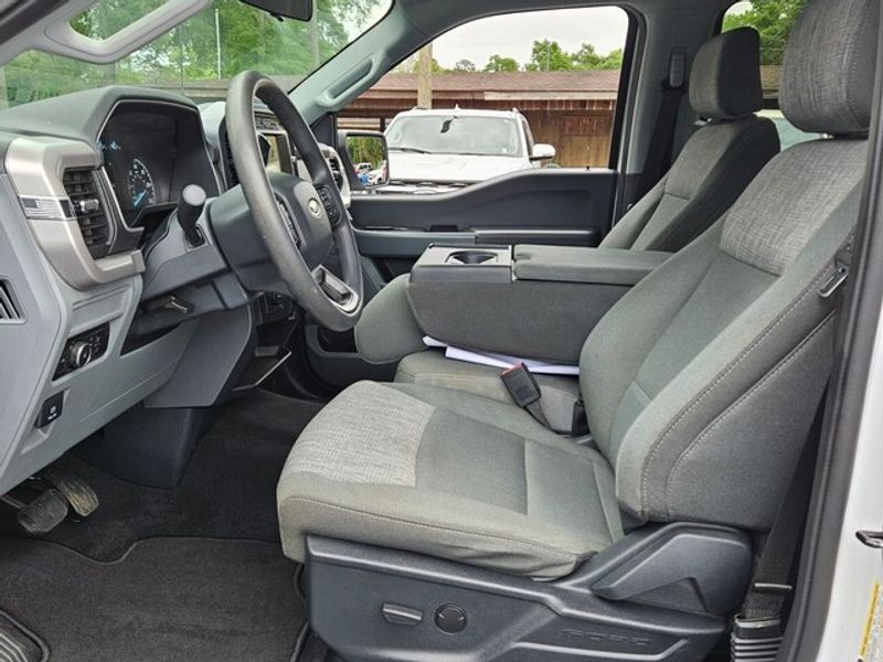 2023 Ford F-150 XLT photo 4