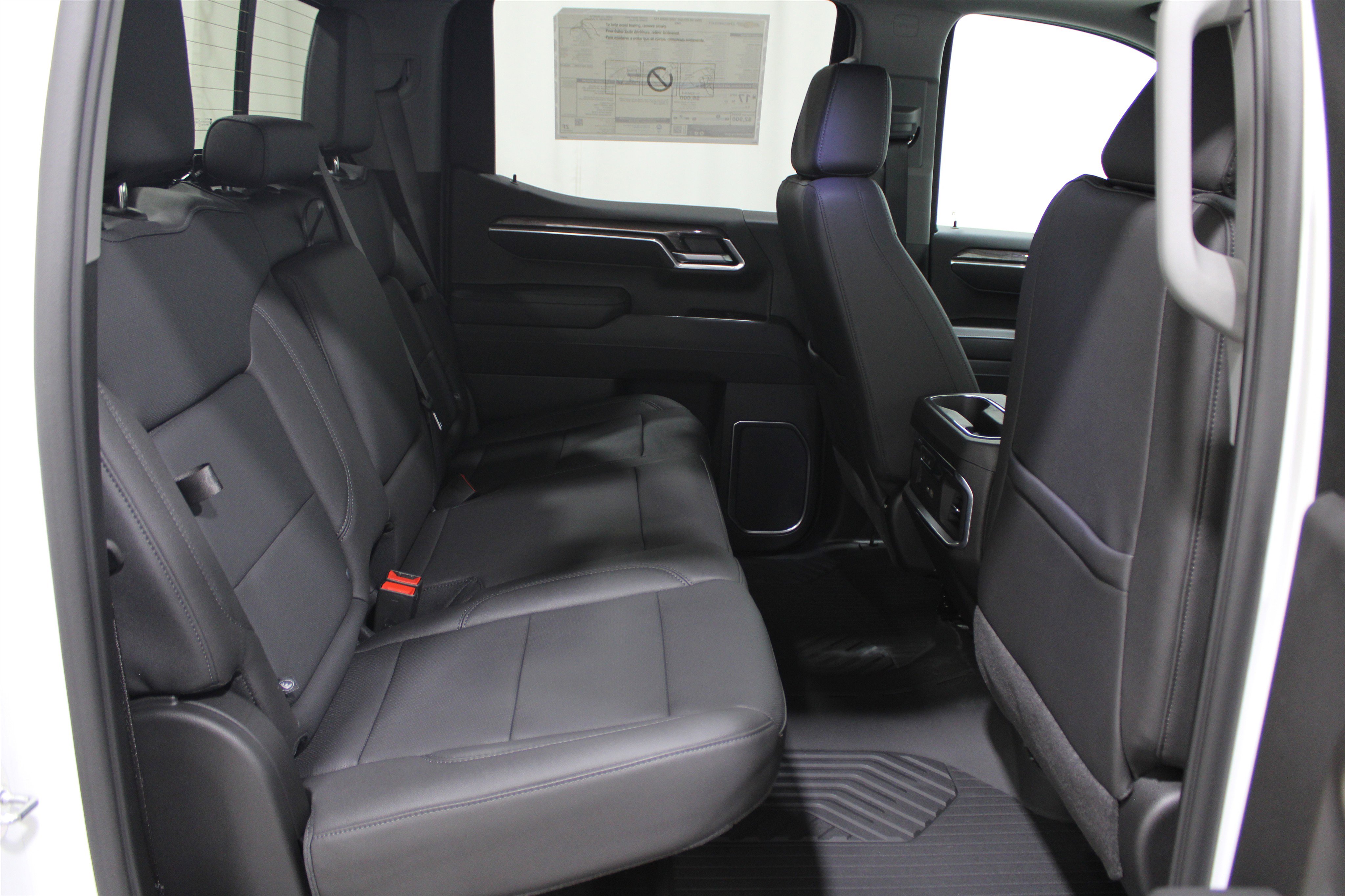 2026 Chevrolet Silverado 1500 LTZ photo 11