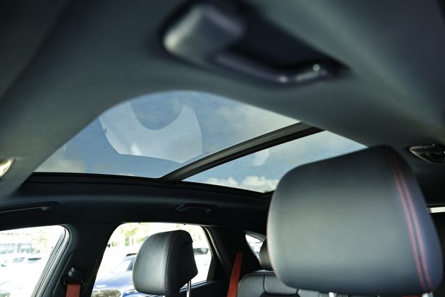 2023 Genesis GV70 2.5T Sport Prestige photo 13