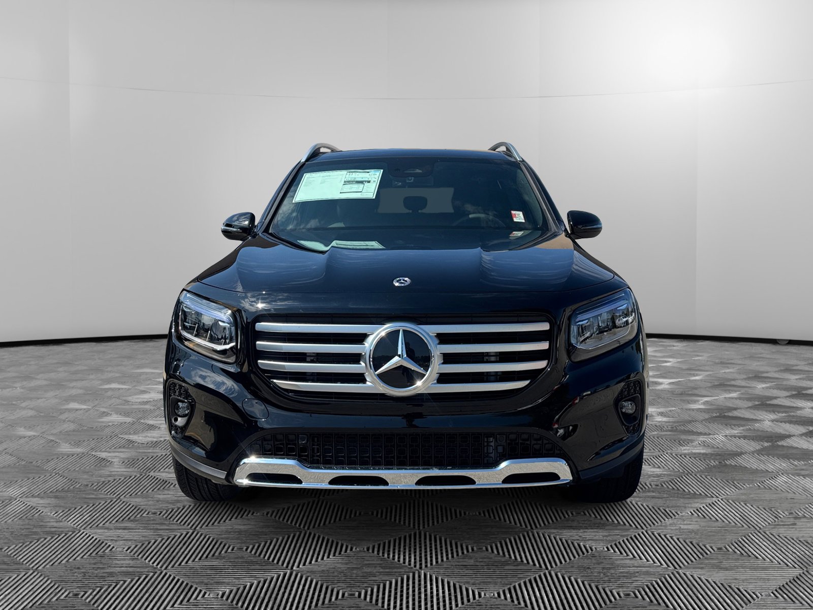 2026 Mercedes Benz GLB 250 4MATIC photo 8