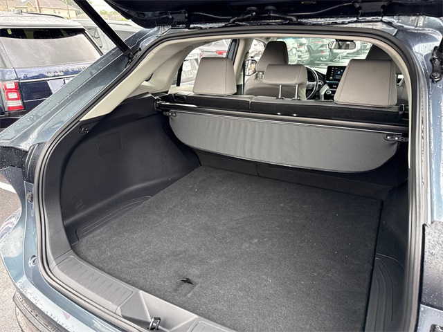 2021 Toyota Venza LE photo 27