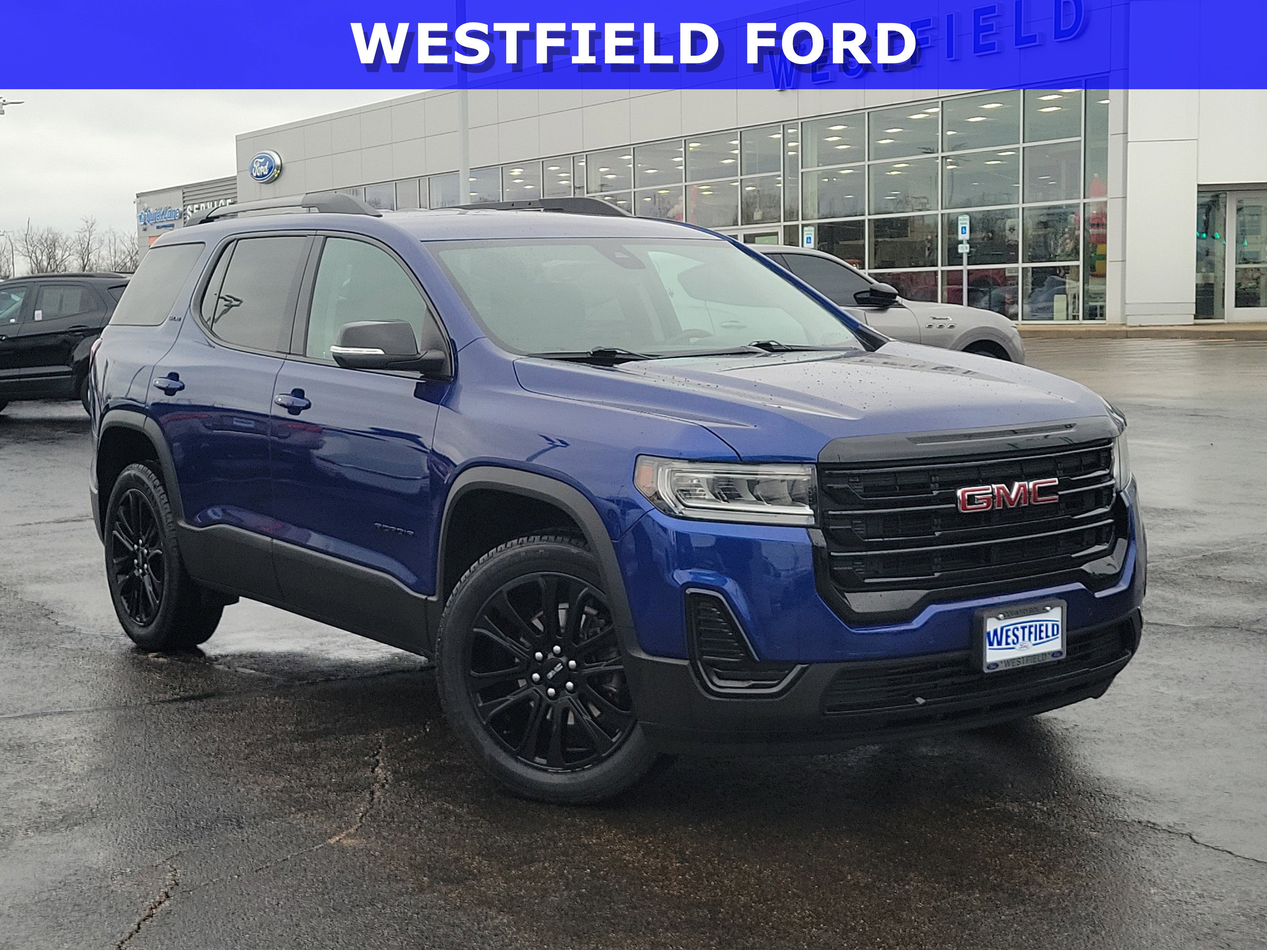 2023 GMC Acadia SLE's photo