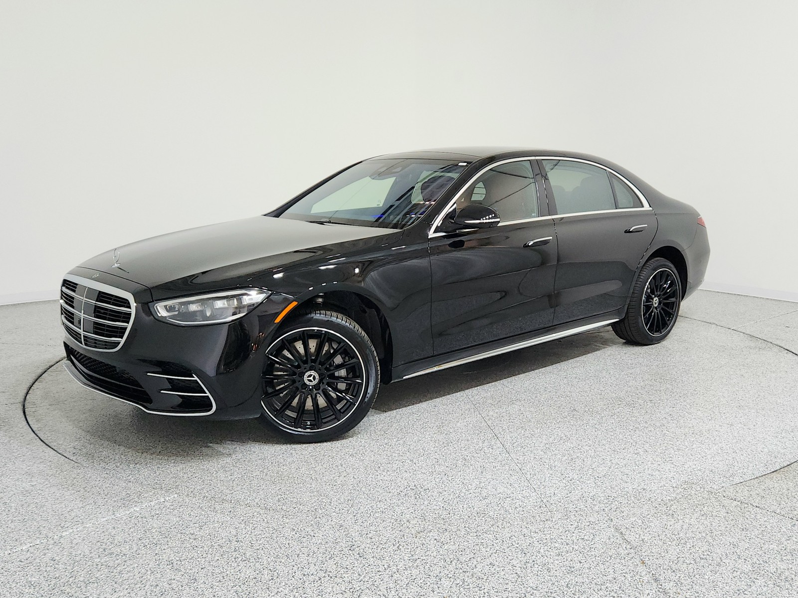 2026 Mercedes-Benz S-Class S 580's photo