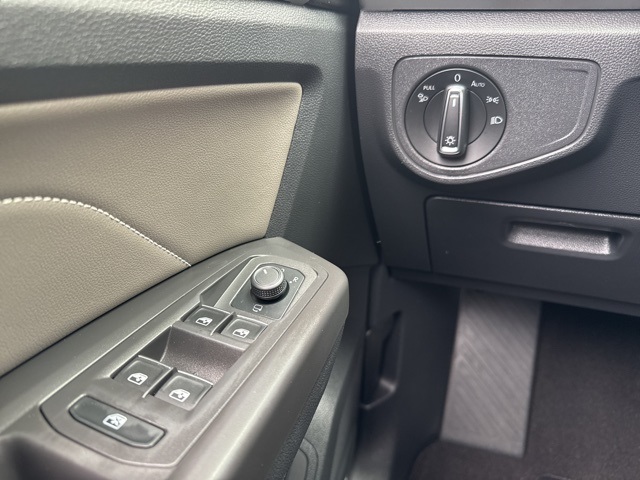 2023 Volkswagen Atlas V6 SEL Premium R-Line photo 21