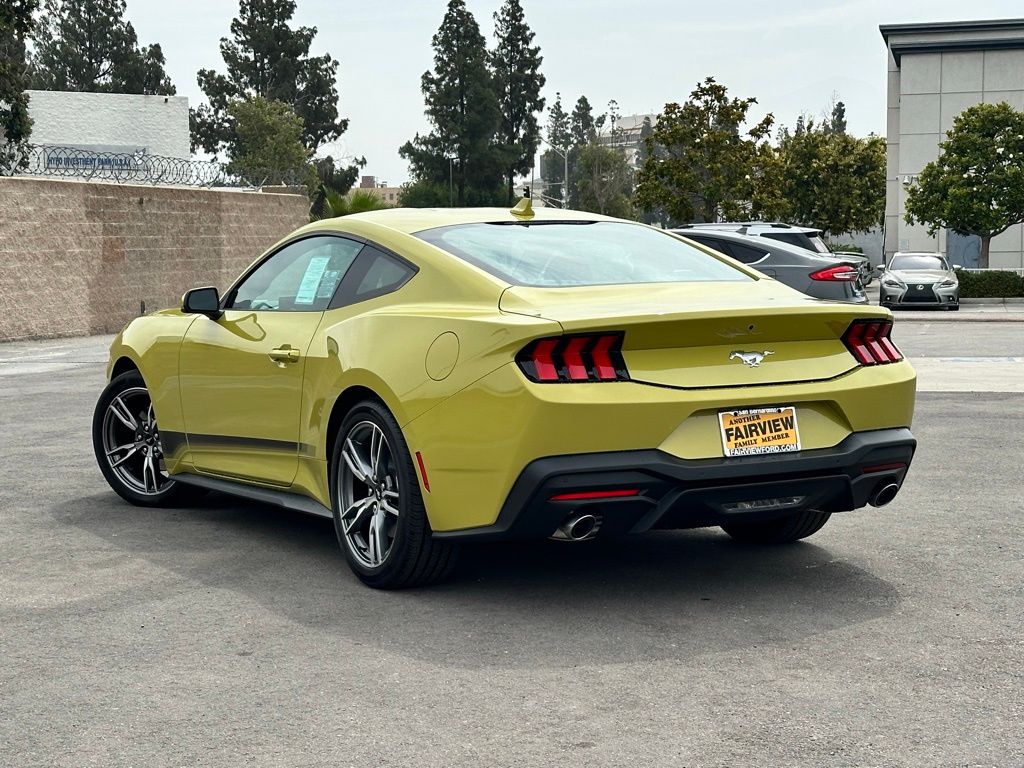 2025 Ford Mustang EcoBoost