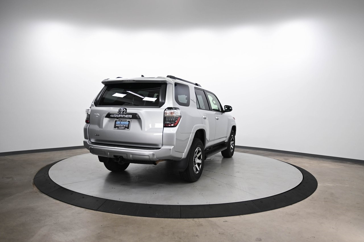 2024 Toyota 4Runner TRD Off-Road Premium photo 4