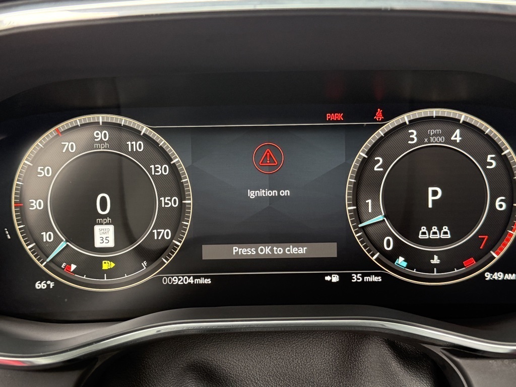 2025 Jaguar F-PACE P400 R-Dynamic S photo 19