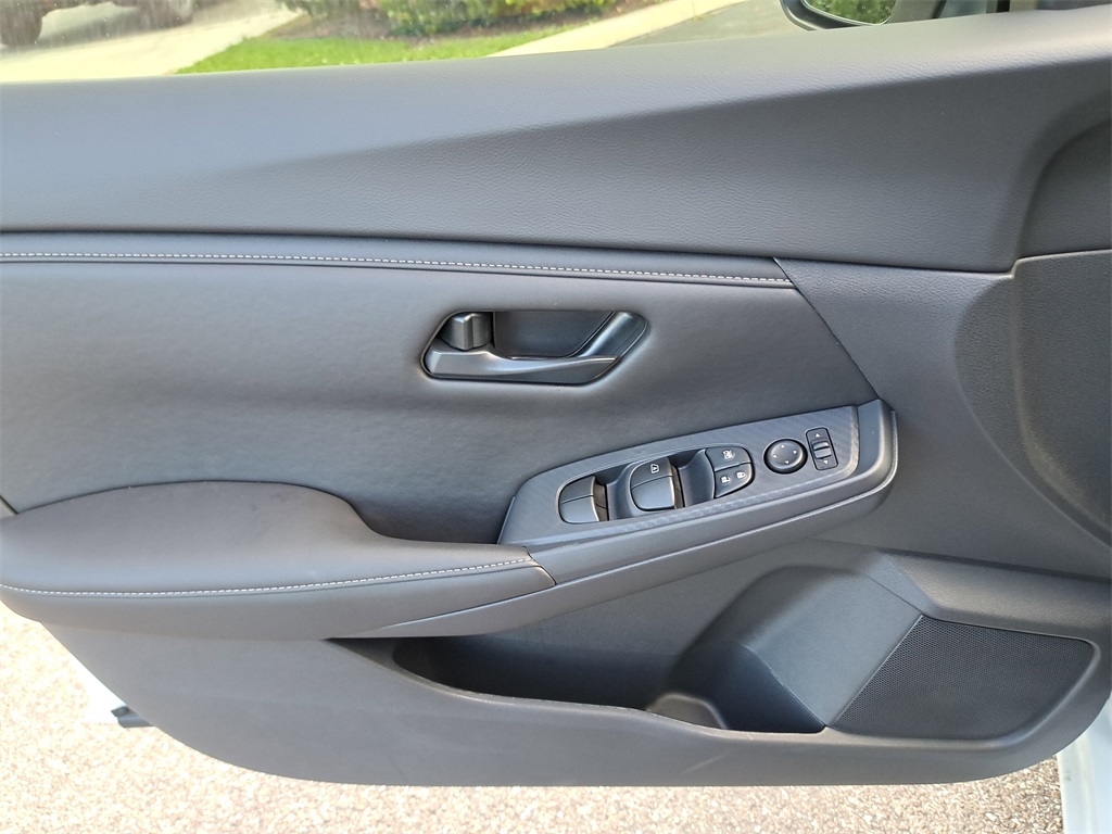 2025 Nissan Sentra S photo 21