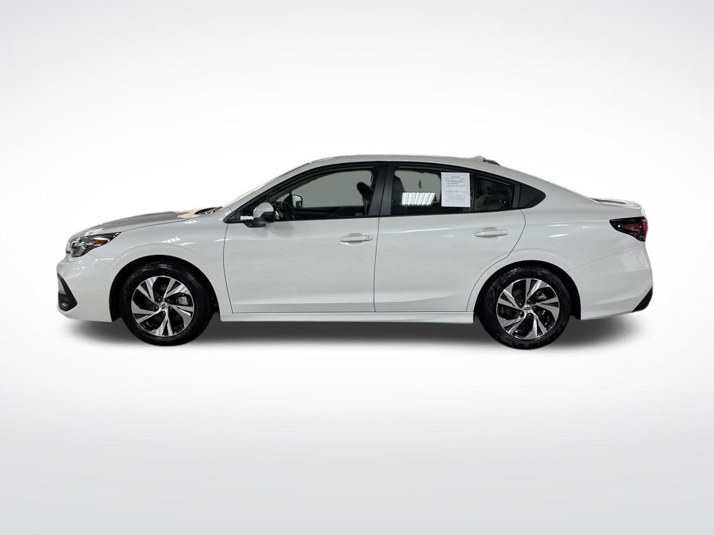 2025 Subaru Legacy Premium photo 2