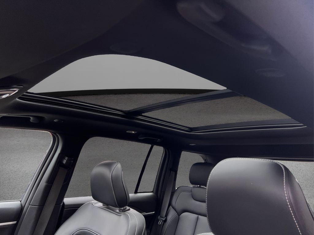 2024 Jeep Cherokee 4xe Base photo 18