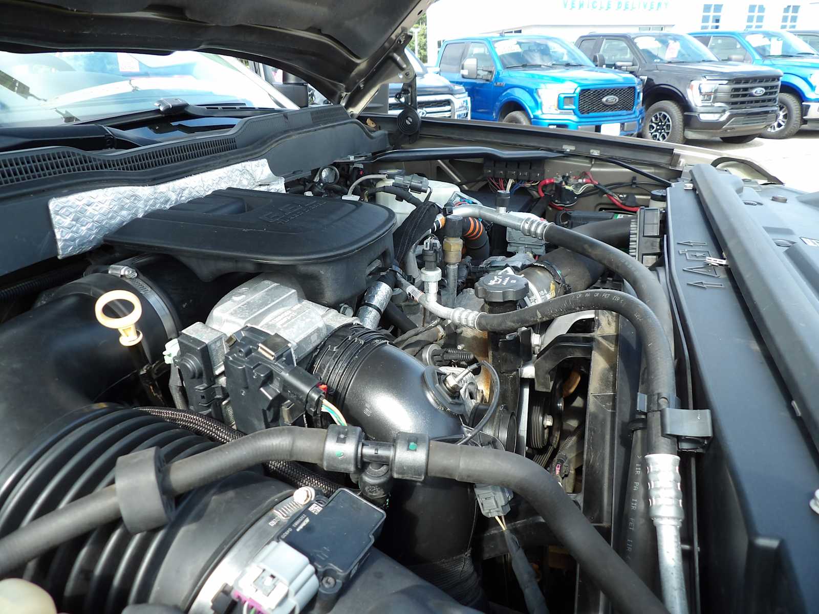 2015 Chevrolet Silverado 3500HD LTZ photo 17