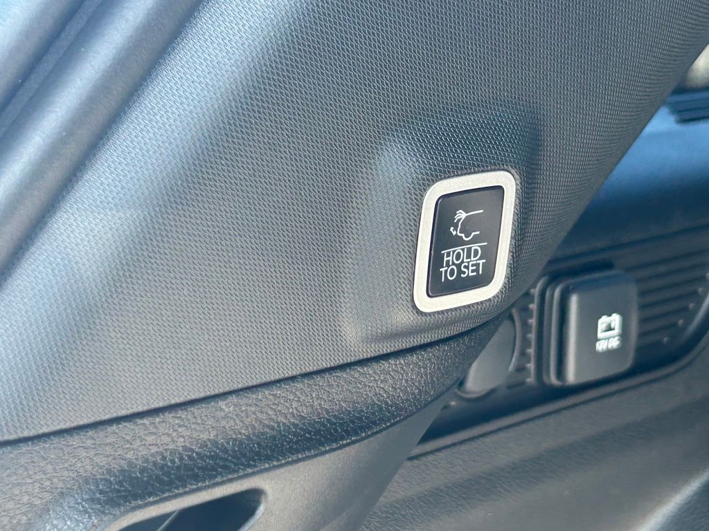2025 Jeep Grand Cherokee Limited photo 27