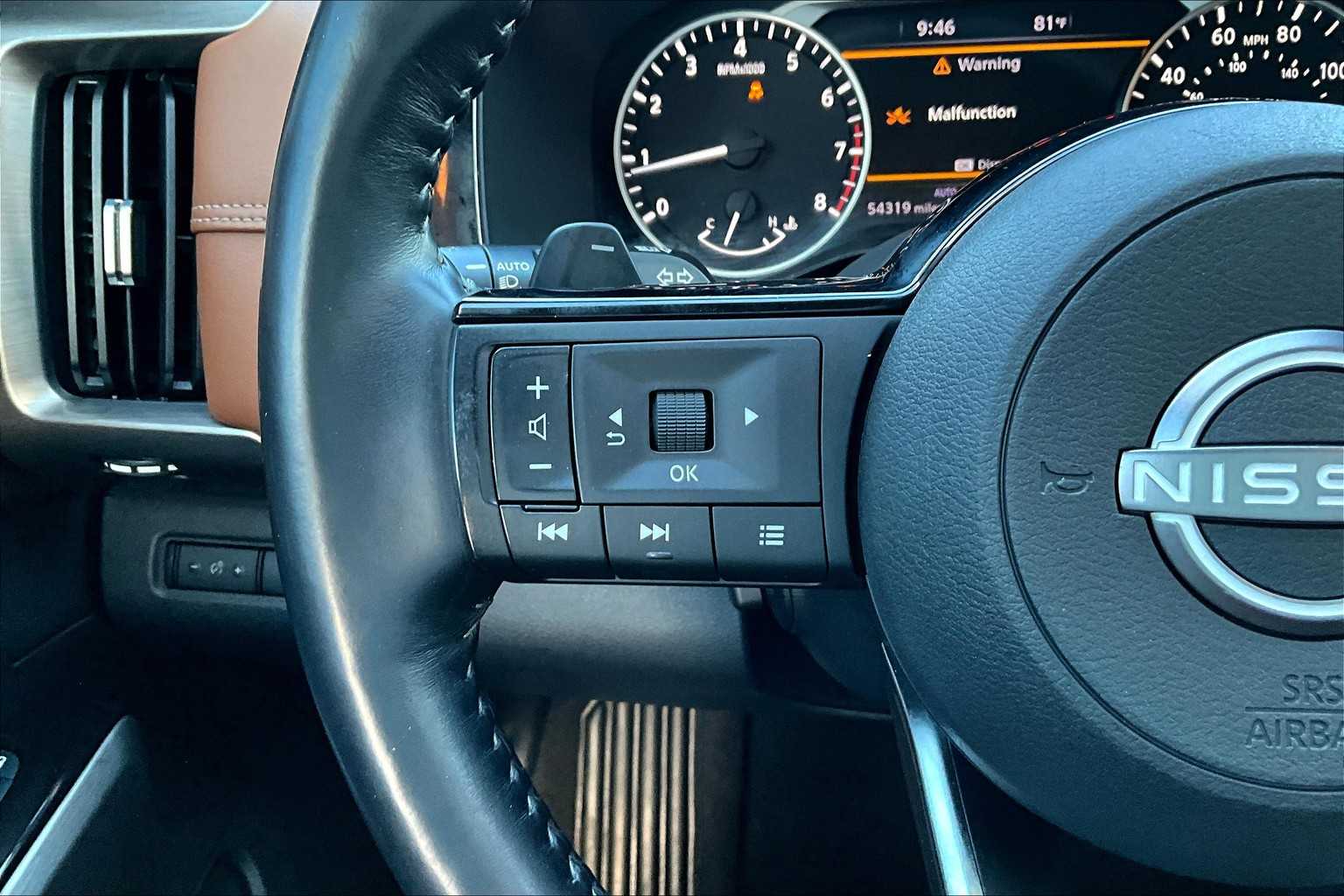 2022 Nissan Pathfinder Platinum photo 20