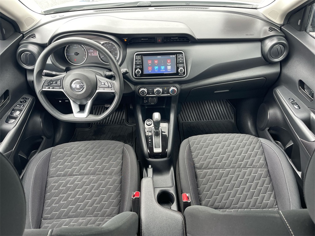 2021 Nissan Kicks S photo 10