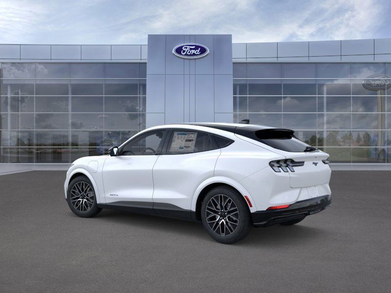 2025 Ford Mustang Mach-E Premium photo 5