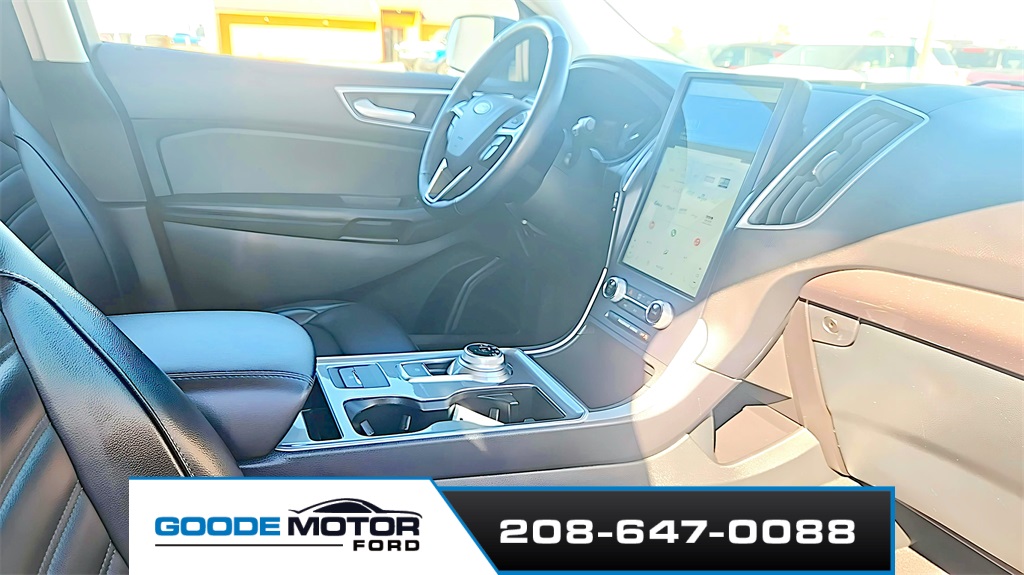 2024 Ford Edge SEL photo 47