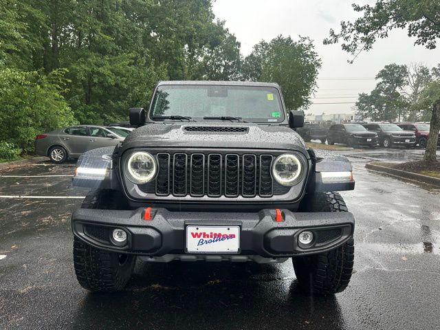 2025 Jeep Gladiator Mojave photo 13