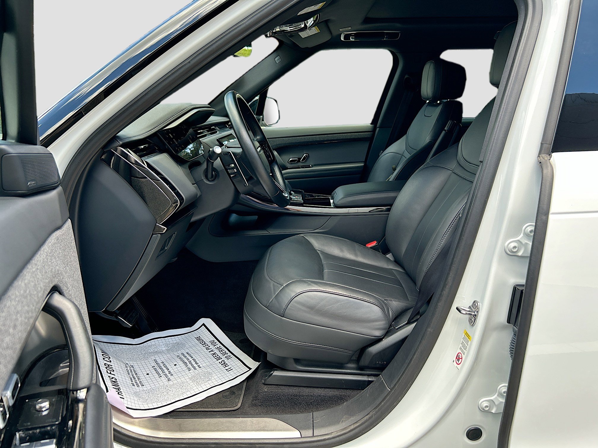 2024 Land Rover Range Rover Sport SE photo 22