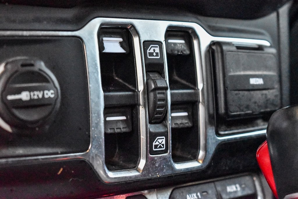 2020 Jeep Gladiator Rubicon photo 17