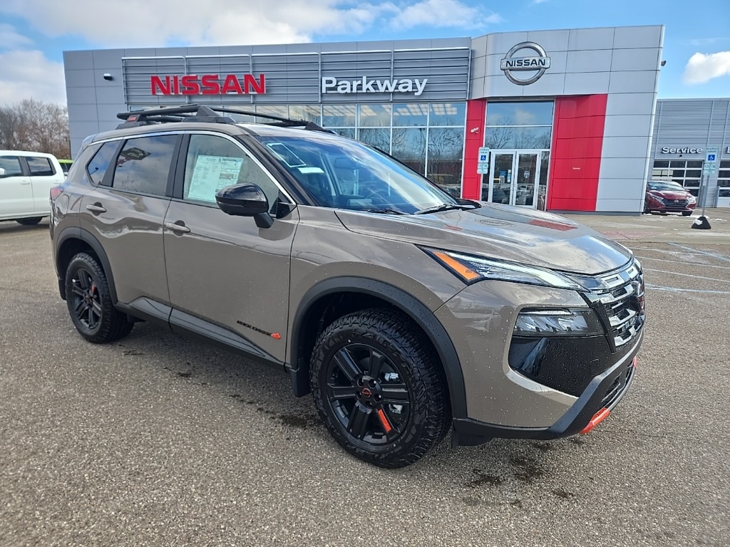 2026 Nissan Rogue Rock Creek's photo