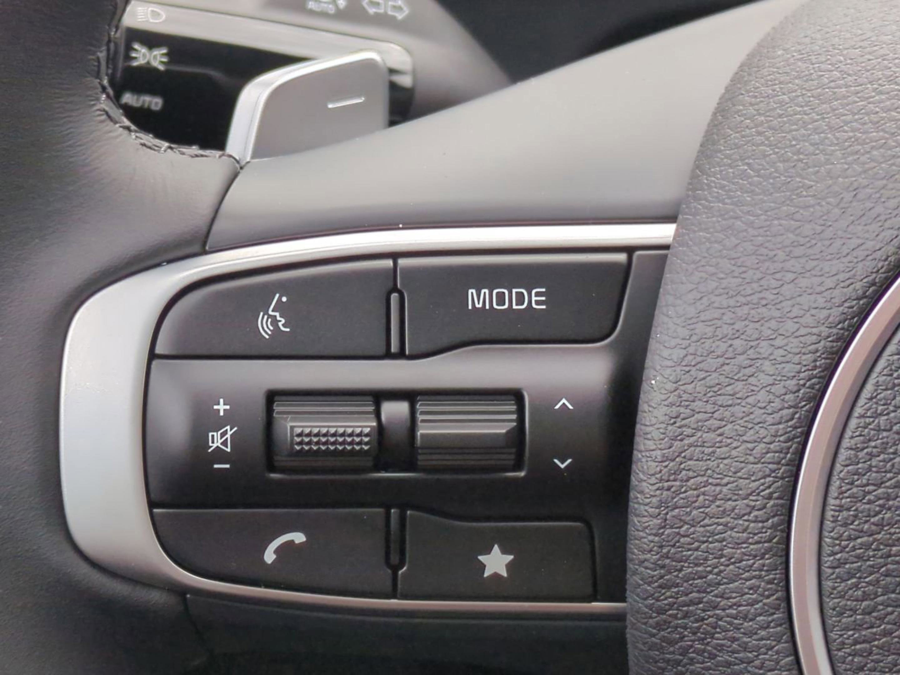 2025 Kia Sportage Hybrid EX photo 23