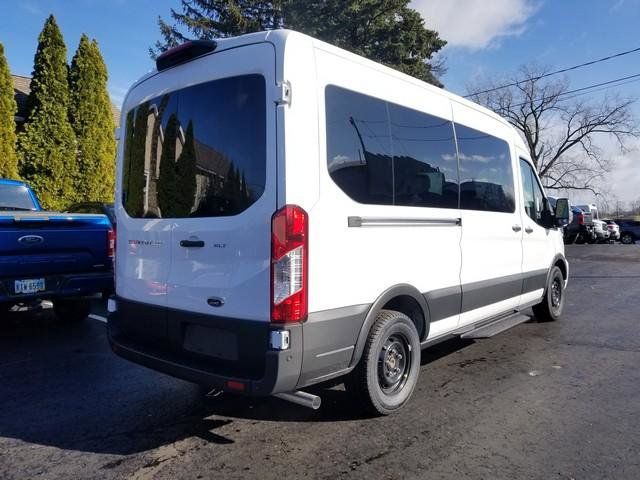 2024 Ford Transit XLT photo 4