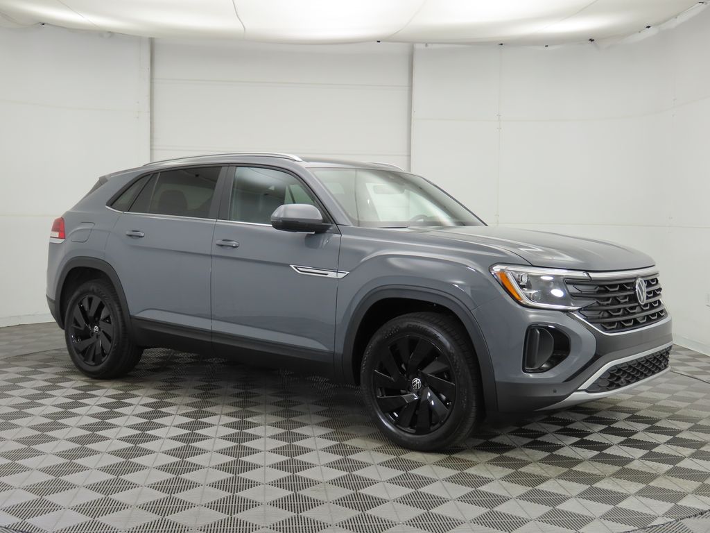 2026 Volkswagen Atlas Cross Sport SE Technology photo 2