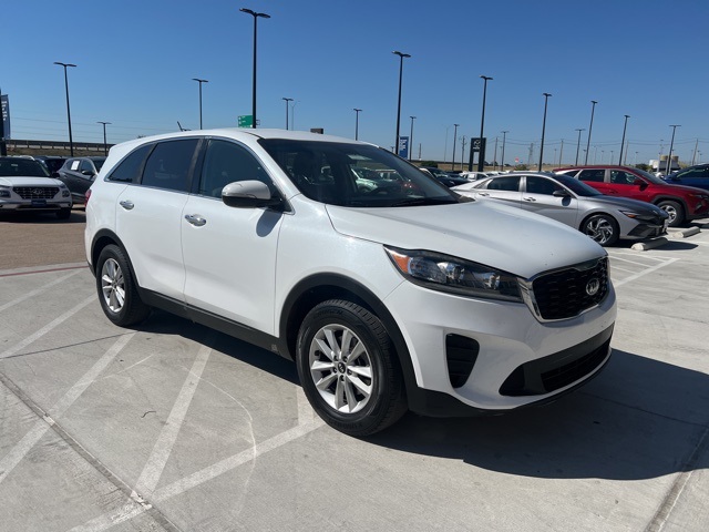 2019 Kia Sorento LX photo 2