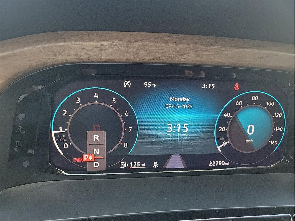 2024 Volkswagen Atlas SE Technology photo 16