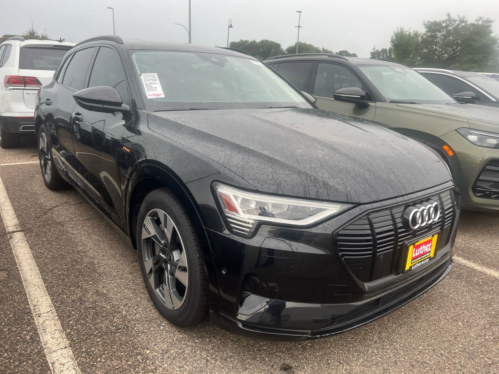 Used 2021 Audi e-tron Premium with VIN WA1AAAGE0MB012677 for sale in Minneapolis, MN