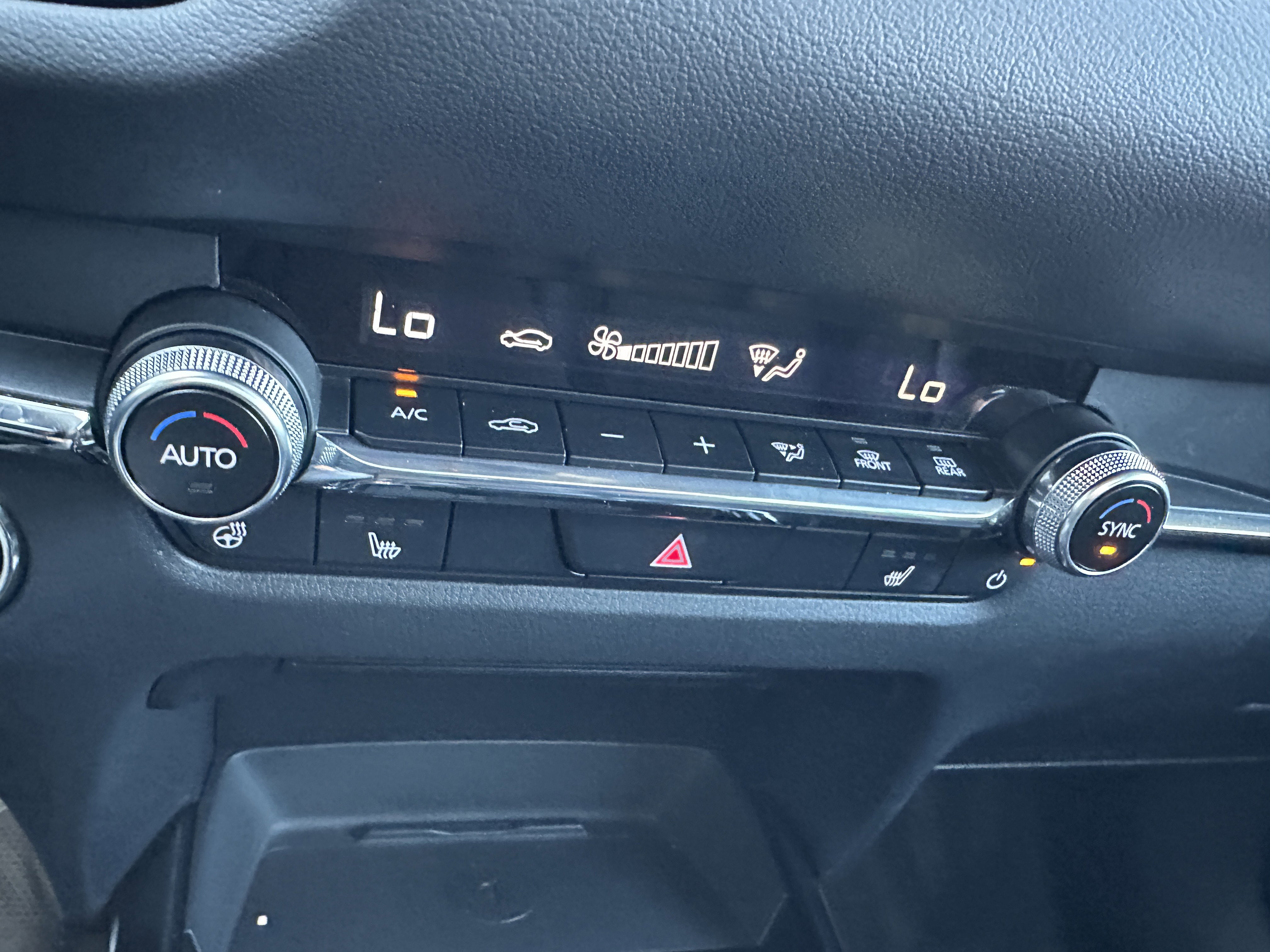 2024 Mazda CX-30 2.5 Turbo Premium photo 12