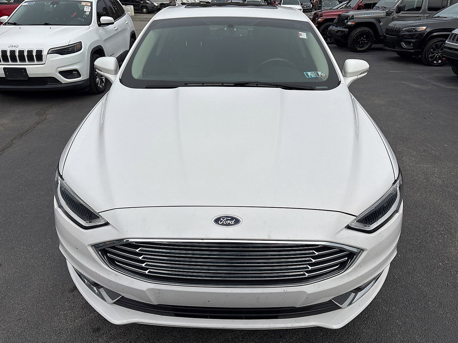 2018 Ford Fusion Titanium photo 2