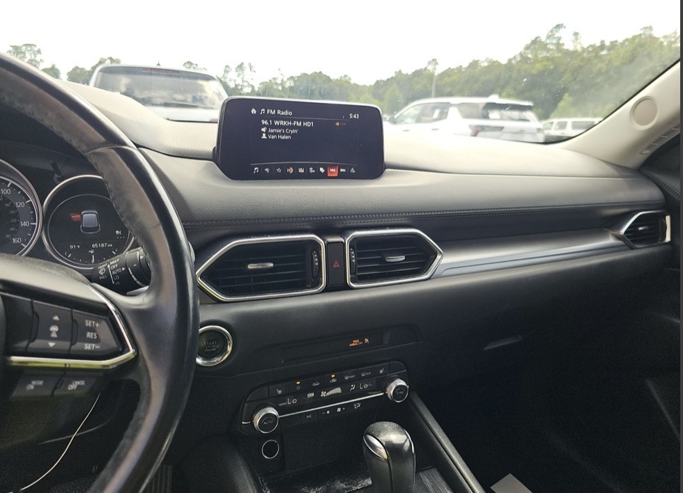 2020 Mazda CX-5 Touring photo 4